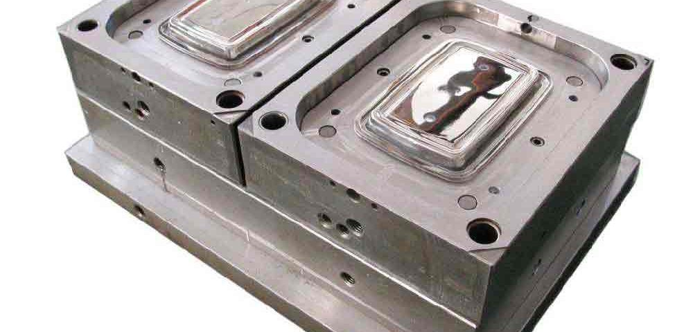 Discussion-on-the-Development-of-Plastic-Injection-Mold-Machine-in-China