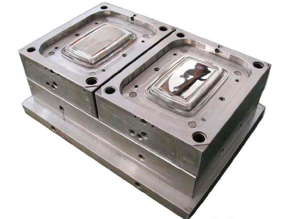 Discussion-on-the-Development-of-Plastic-Injection-Mold-Machine-in-China